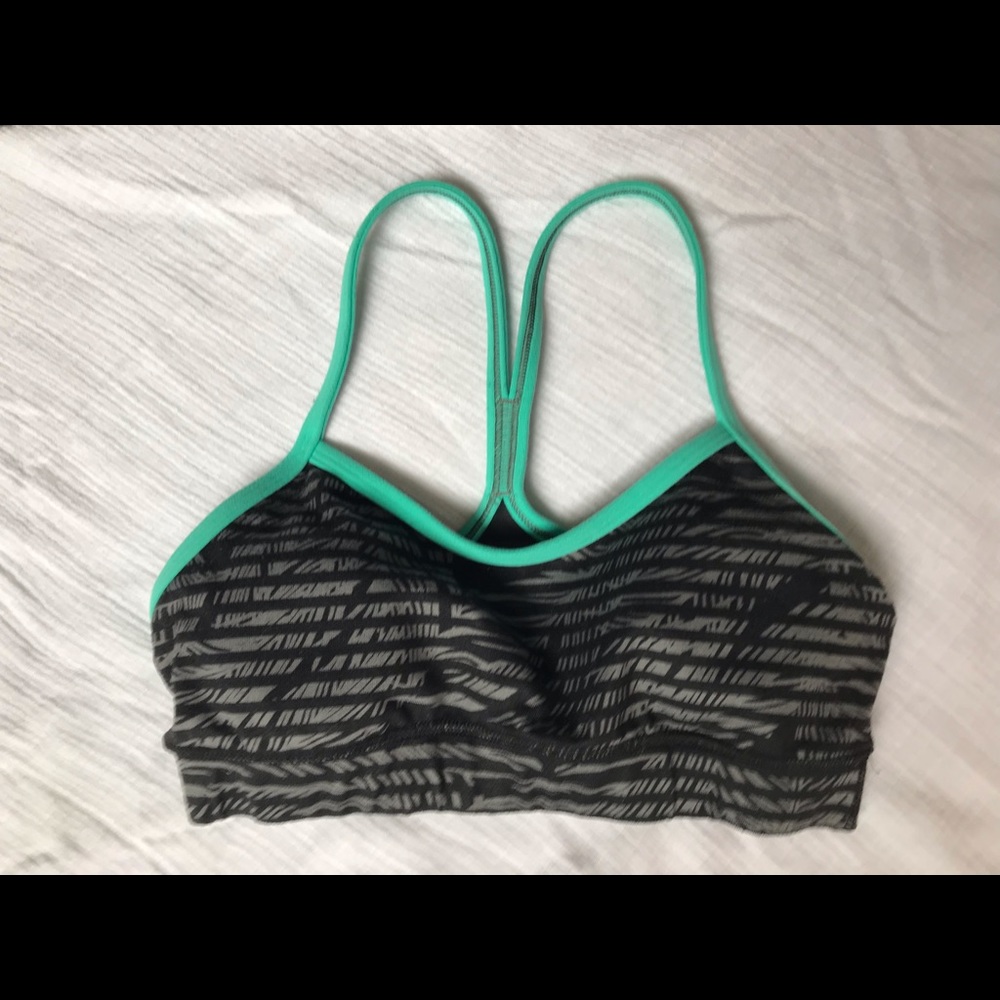 Lululemon Flow Y bra